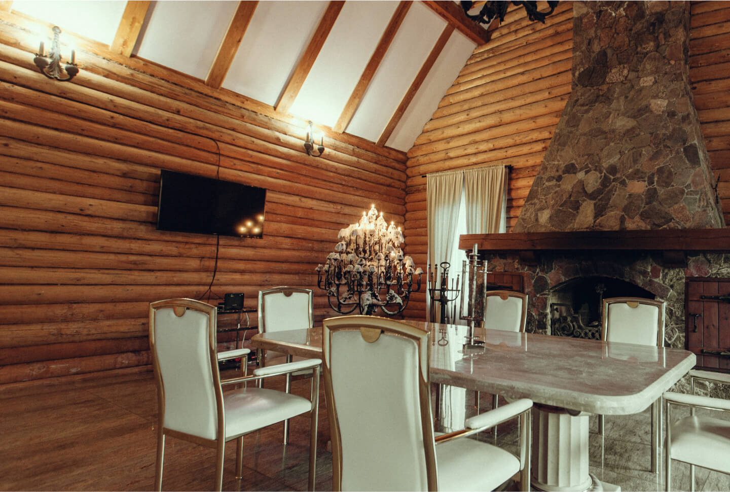 Candle House 6